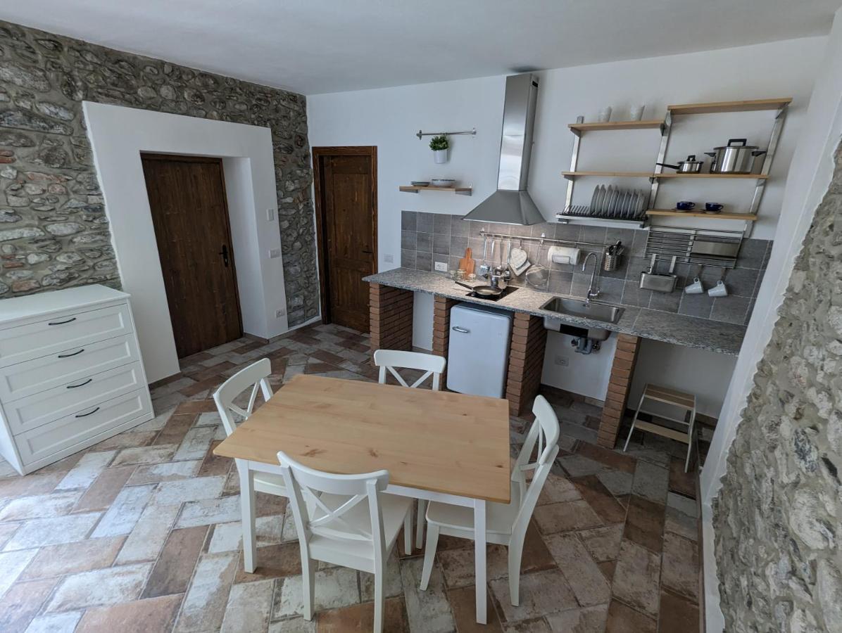 Antica Osteria Apartments Dongo Quarto foto