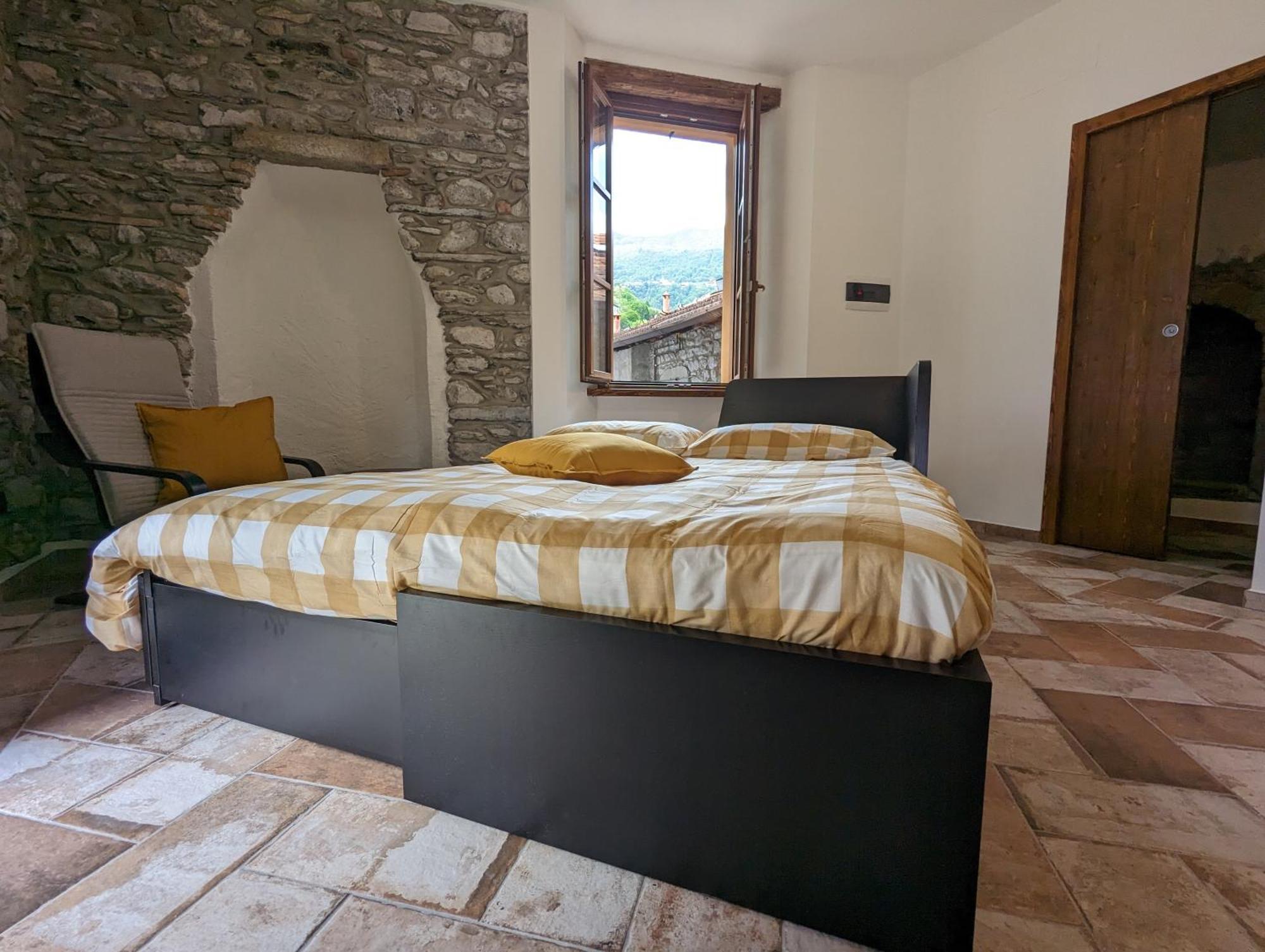Antica Osteria Apartments Dongo Quarto foto